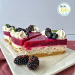Porción cheesecake de pitaya